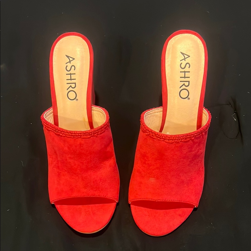 ❤️ Ashro Bold Red Mules